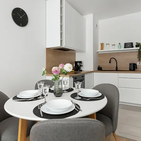 Pino By Solarento 格但斯克